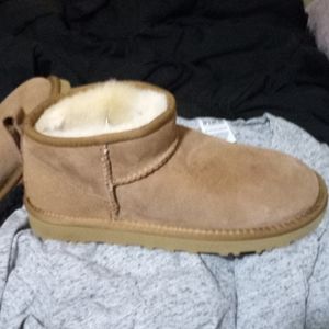 Ugg classic mini boots, only wore them one time but to big on me